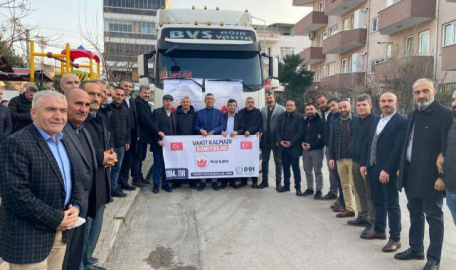 Muş İlder Bursa'dan Suriye'ye 346 bin TL'lik yardım tırı 