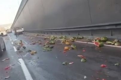 Bursa'da karpuzlar yola döküldü, yol kayak pistine döndü