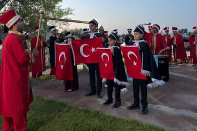 Bursa'da depremzede çocuklara sünnet töreni