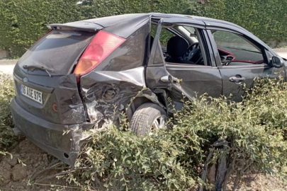 Bursa'da iki otomobilin karıştığı kazada 1 kişi yaralandı