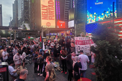 New York'ta binlerce kişi Netanyahu'yu protesto etti