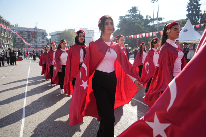 Bursa'da Cumhuriyetin 101. yılı coşkusu