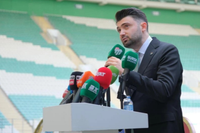 Bursaspor Başkanı Enes Çelik’in Kulübe Katkılarıyla Gündemde