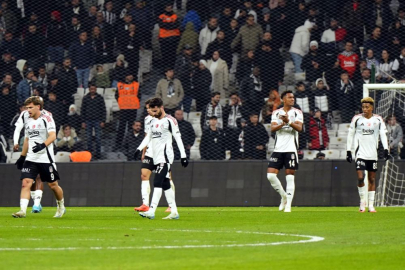 Beşiktaş galibiyete hasret kaldı: 2-4