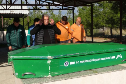 Çilli Bom'u ilk çıkaran bestekar hayatını kaybetti: 5 kişi ile kimsesizler mezarlığına defin edildi