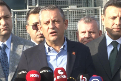 CHP Genel Başkanı Özel: "Ahmet Özer için 50 gündür iddianame yazamıyorlar”