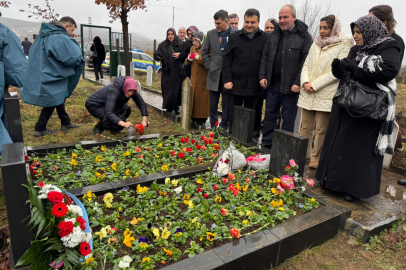 Direnişinin sembolü 'Türkan bebek' mezarı başında anıldı