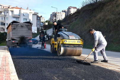 Gemlik'in yolları ve meydanları yenileniyor