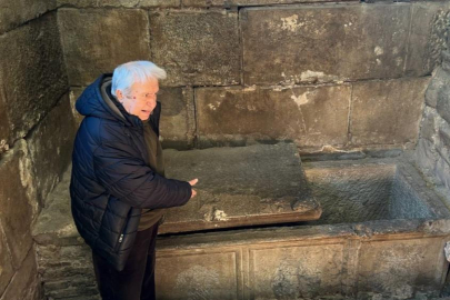 İznik Ayasofya Camii turist akınına uğruyor