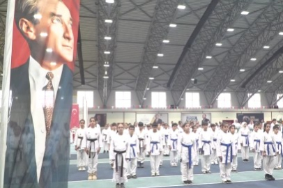 Osmangazi’de karate eğitim semineri