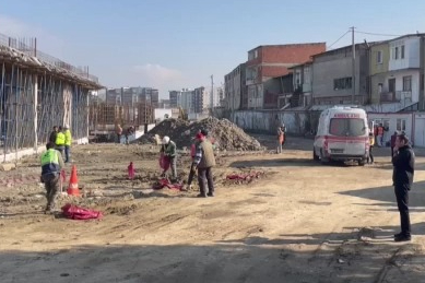 Bursa'da inşaat sahasında göçük: 5 işçi yaralandı