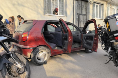 Polisin 'Dur' ihtarından kaçan otomobil, uyuşturucu yuvası çıktı